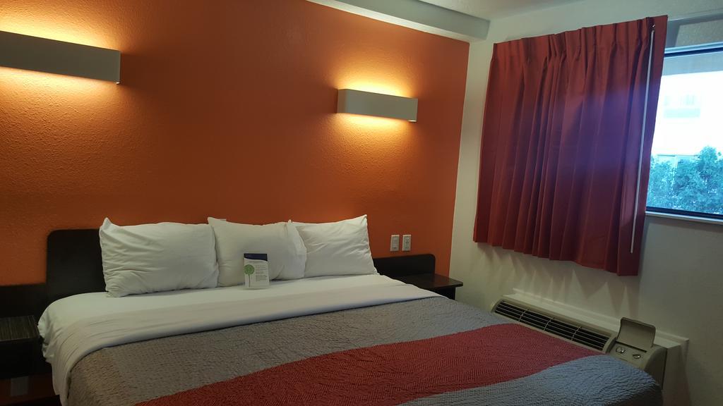 Motel 6-Columbus, Oh - Osu Εξωτερικό φωτογραφία