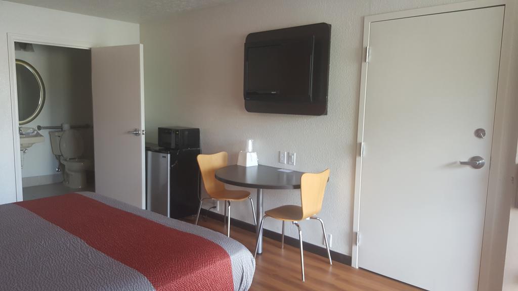 Motel 6-Columbus, Oh - Osu Εξωτερικό φωτογραφία