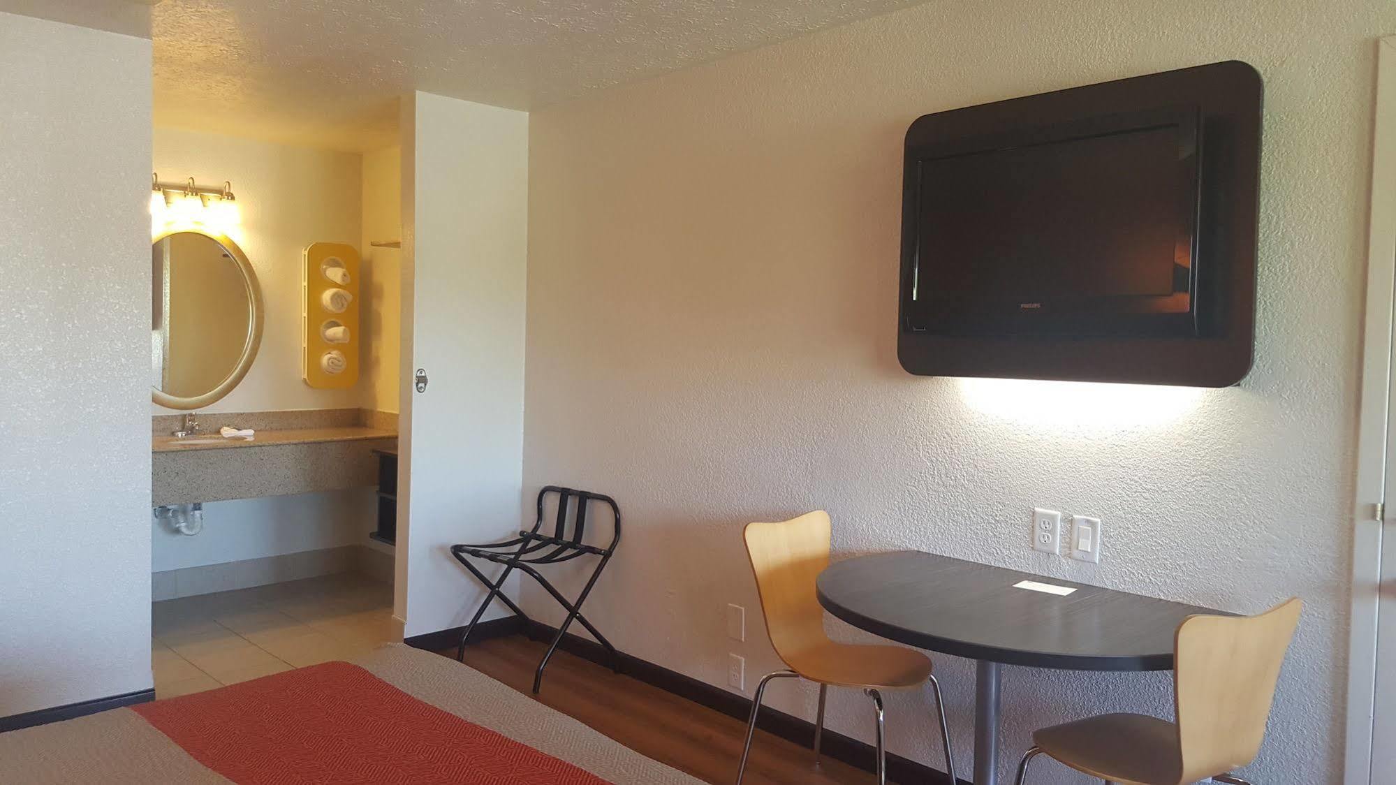 Motel 6-Columbus, Oh - Osu Εξωτερικό φωτογραφία