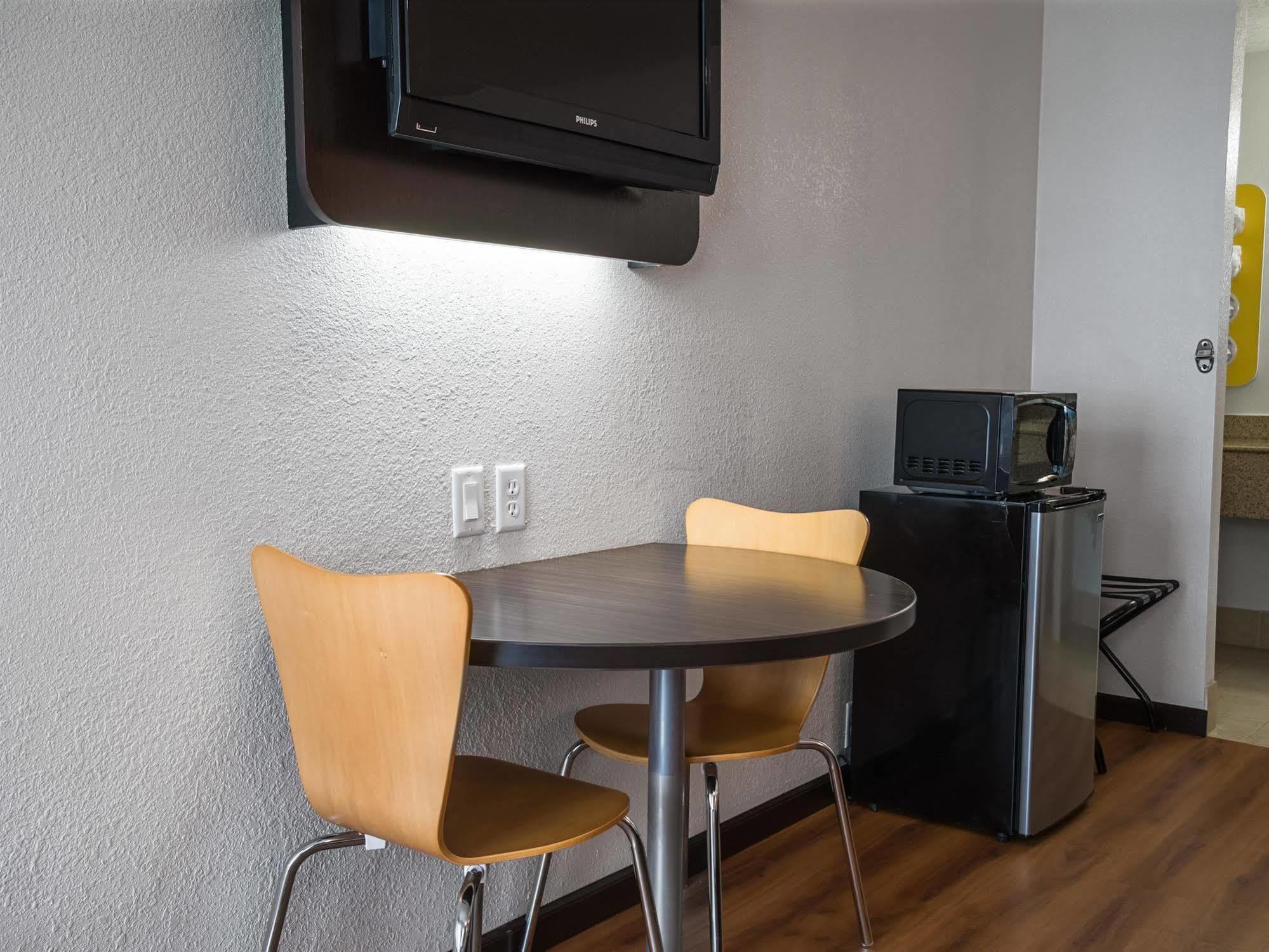 Motel 6-Columbus, Oh - Osu Εξωτερικό φωτογραφία